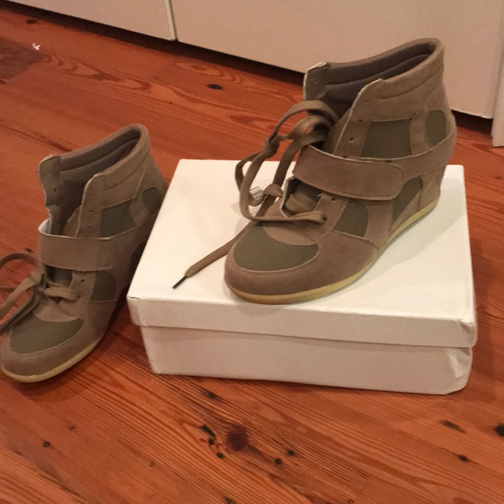 Grey sneaker wedges *Never worn*